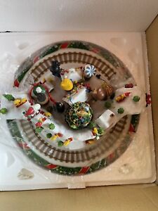 DANBURY MINT PEANUTS CHRISTMAS WONDERLAND WOODSTOCK STATION LIGHTED TRAIN NW BOX