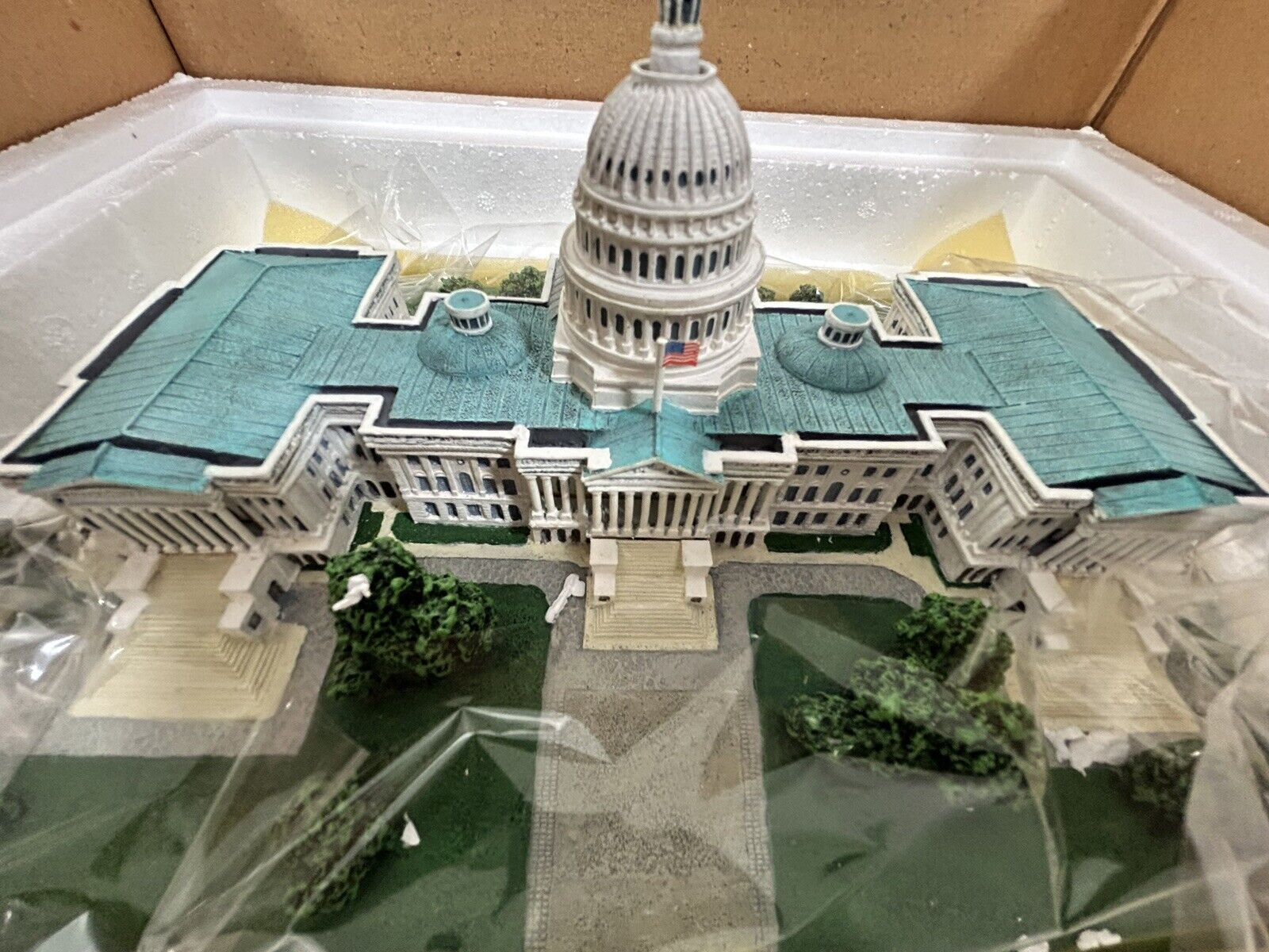 U.S. Capitol Washington D.C. Great Buildings of the U.S.  The Danbury Mint COA