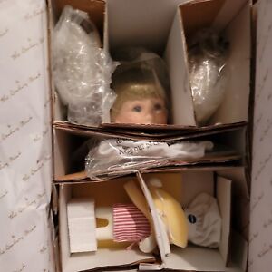 Pillsbury Doughboy DanburyMint "COOKIE COMPANIONS"2001 NIB