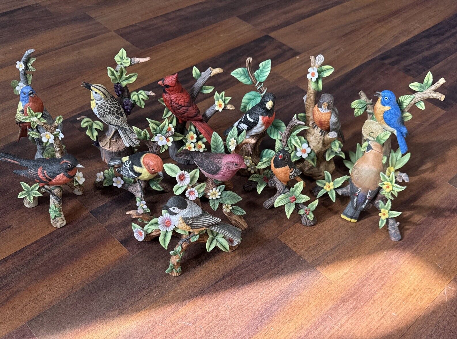 All 12 Danbury Mint The 12 Songbird Figurines Porcelain Birds Excellent Shape