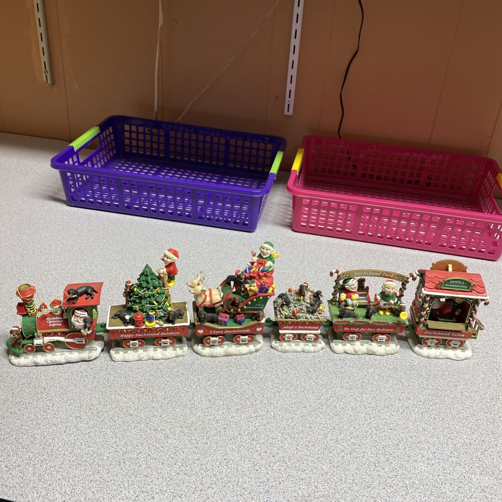 Danbury Mint Dachshund Christmas Express Train Doxie Puppy Dog Santa