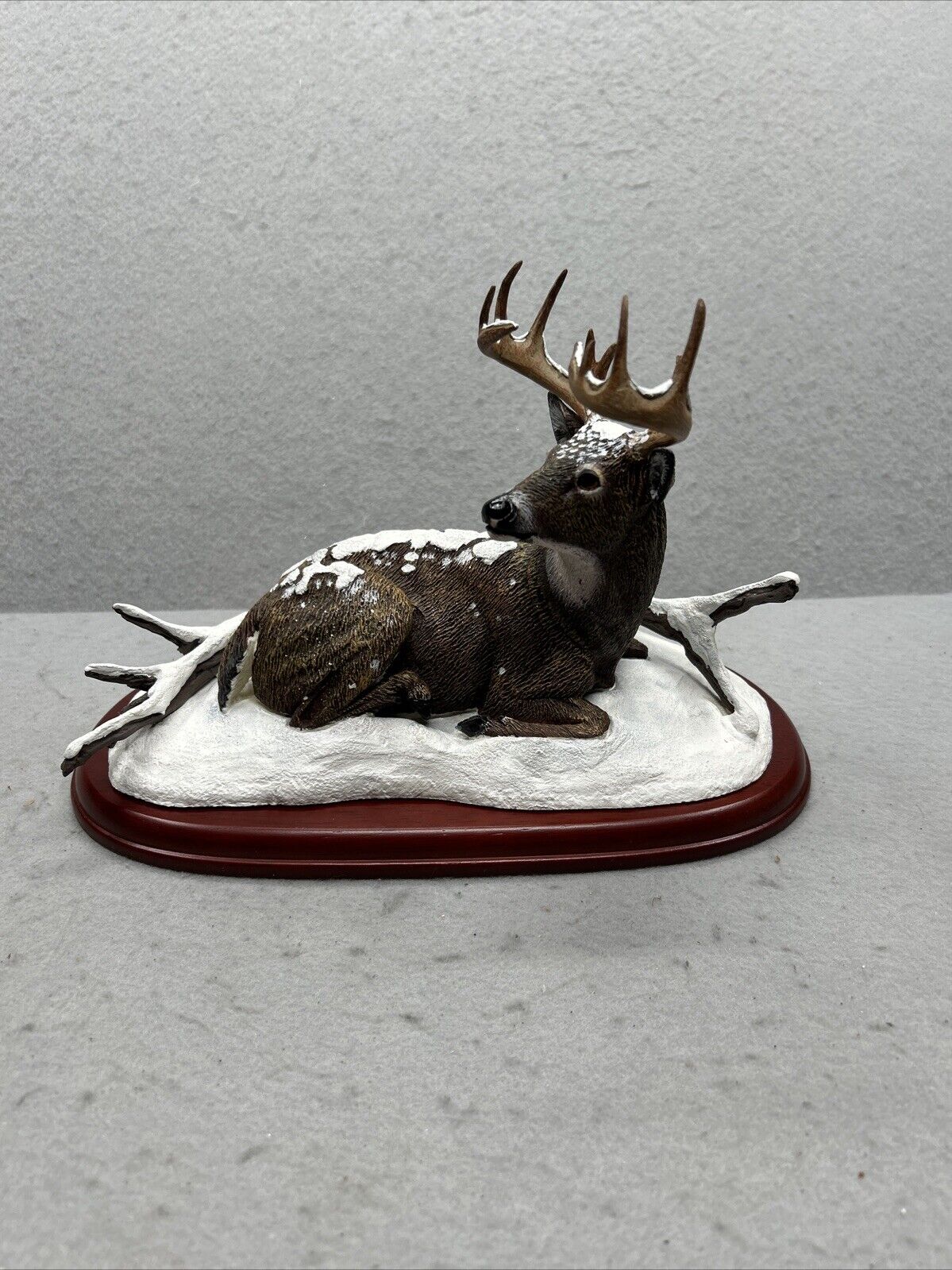 Danbury Bob Travers Mint Condition Winter Stag Whitetail Deer Sculpture