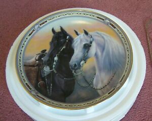VTG LOT of 4 HORSE 8" PLATES Danbury Mint 23k Rim by Susie Morton + Other Items