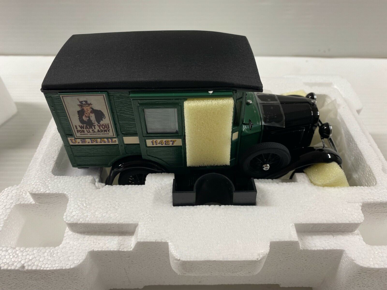 Danbury Mint 1931 Diecast Ford US Mail Truck 1:24