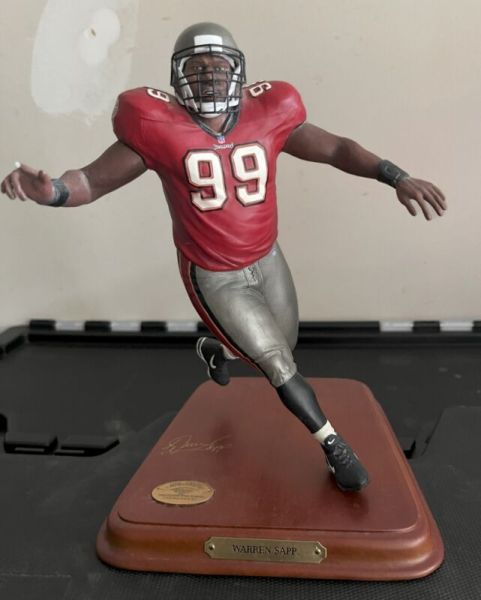 Danbury Mint Statute of Buccaneers future HOF Warren Sapp