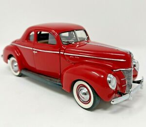 Danbury Mint 1:24 1940 Ford Deluxe Coupe