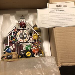 Danbury Mint M&M’s Farm Clock 2005 Rare Brand New Awesome Detail