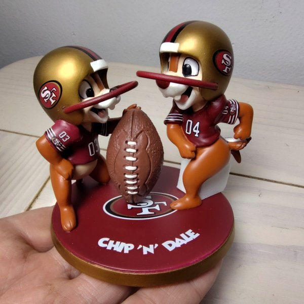 Danbury Mint San Francisco 49ers Disney Chip N Dale Figure W/ Original Box