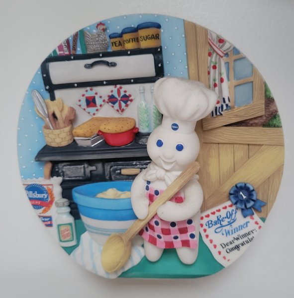 Pillsbury Doughboy 3D Dilly Casserole Bread Collector Plate By Danbury Mint