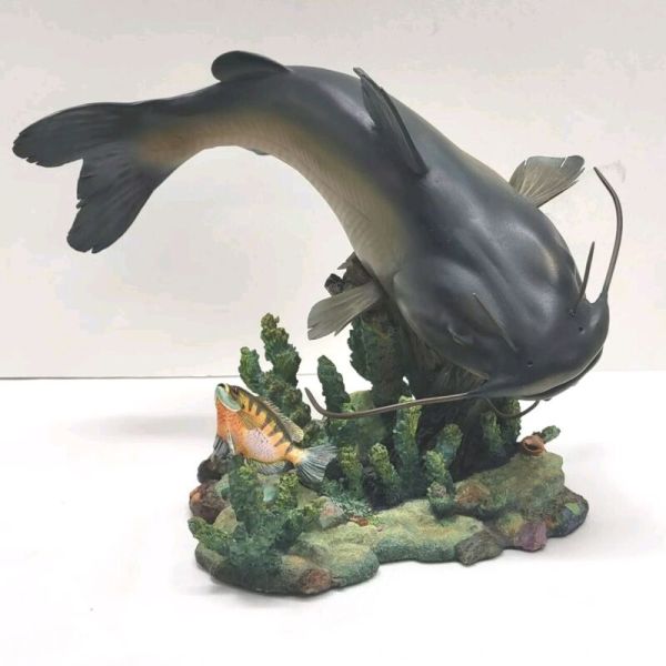 Wily Predator George Kruth Catfish Figurine Danbury Mint FLAWS-READ DESCRIPTION