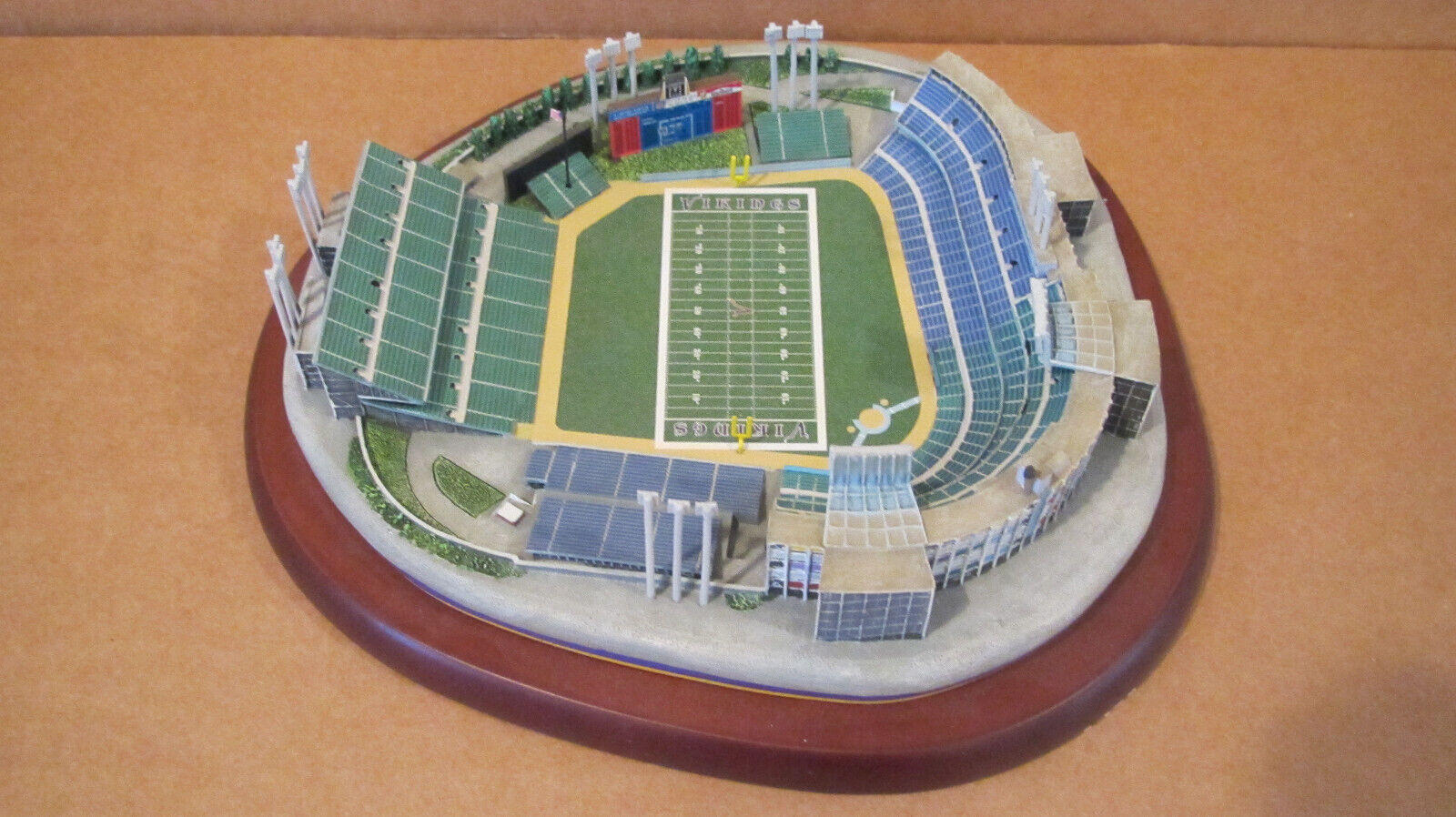 Danbury Mint Football / Baseball Metropolitan Stadium Minnesota Vikings / Twins