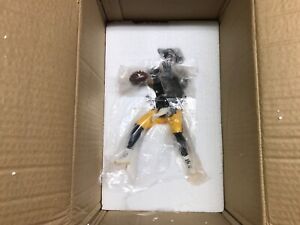 PITTSBURGH STEELERS BEN ROETHLISBERGER DANBURY MINT SCULPTURE FIGURINE NIB