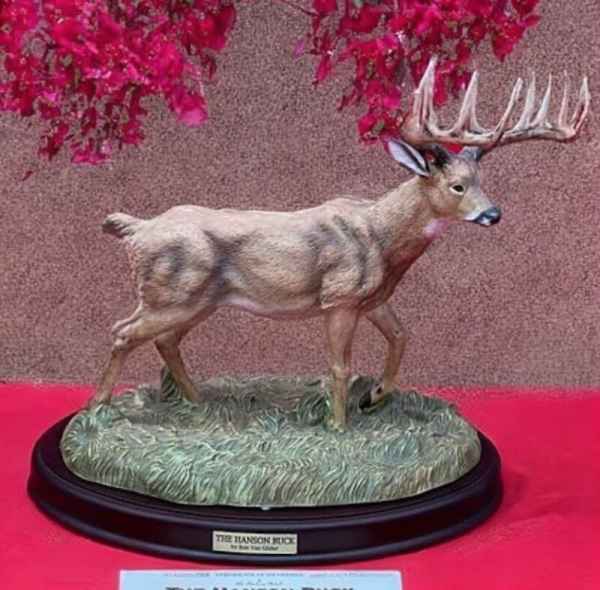 RARE  DANBURY MINT THE HANSON BUCK WHITETAIL DEER RON VAN GILDER