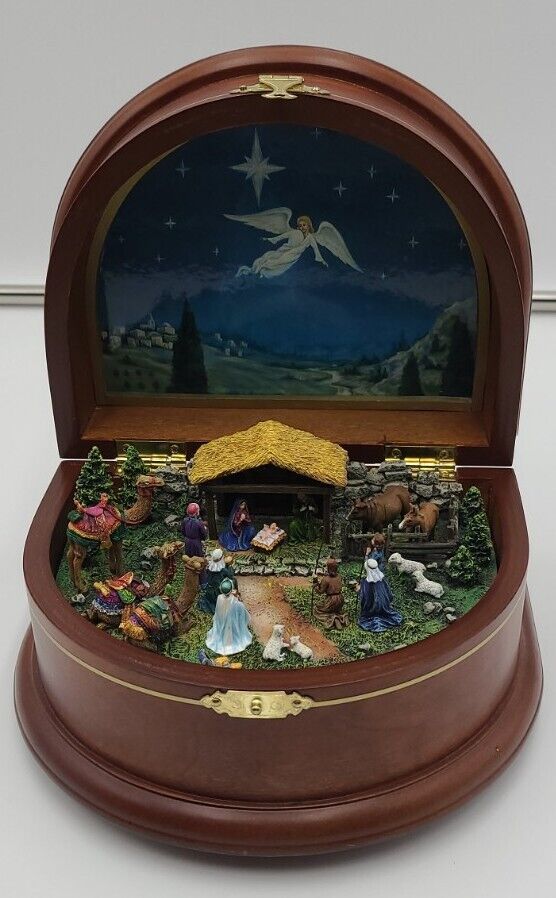 Danbury Mint Nativity Music Box