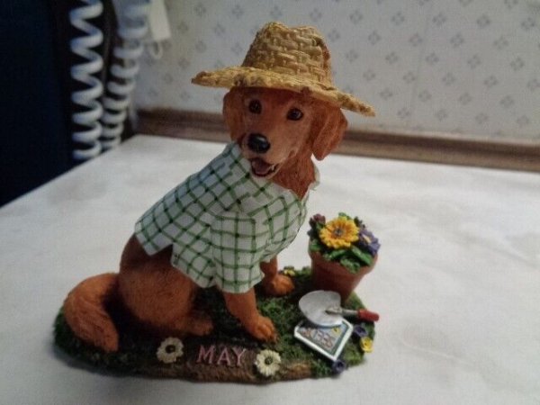 DANBURY MINT MAY GOLDEN RETRIEVER PERPETUAL CALENDAR DOG FIGURINE