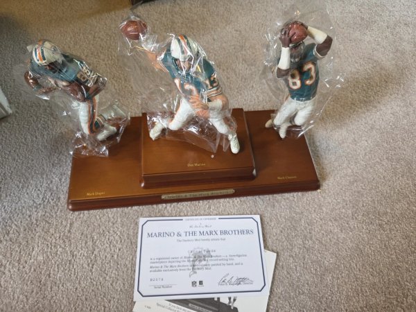 The Danbury Mint Marino And The Marx Brothers Three Figurine Miami Dolphins