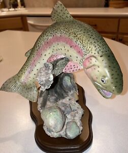 Rare "Trophy Trout" Danbury Mint Trout Treasures Sculpture.