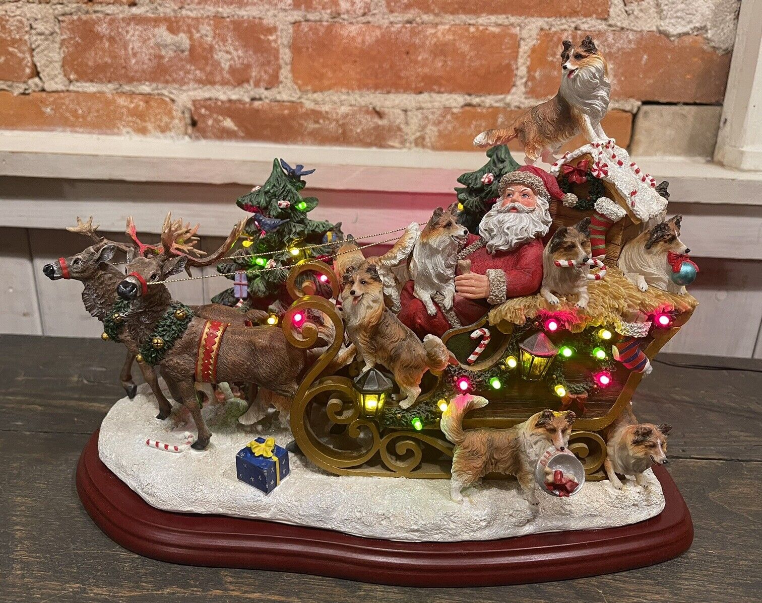 Danbury Mint Discontinued Sheltie Christmas Sleigh w/ Adapter Working Lights!