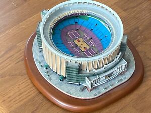 Danbury Mint Madison Square Garden MSG NBA New York Knicks Replica Model Arena