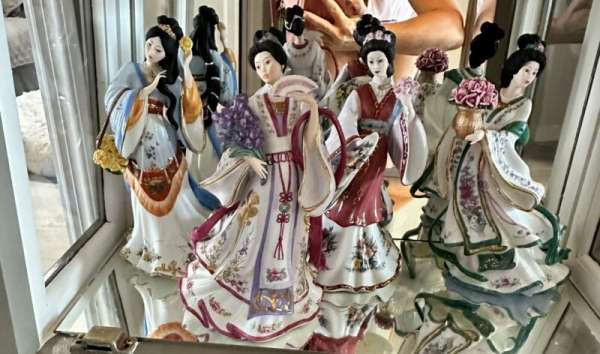 Danbury Mint Lena Liu Porcelain Geisha Princess Set of 4 Rose Plum Chrys Iris