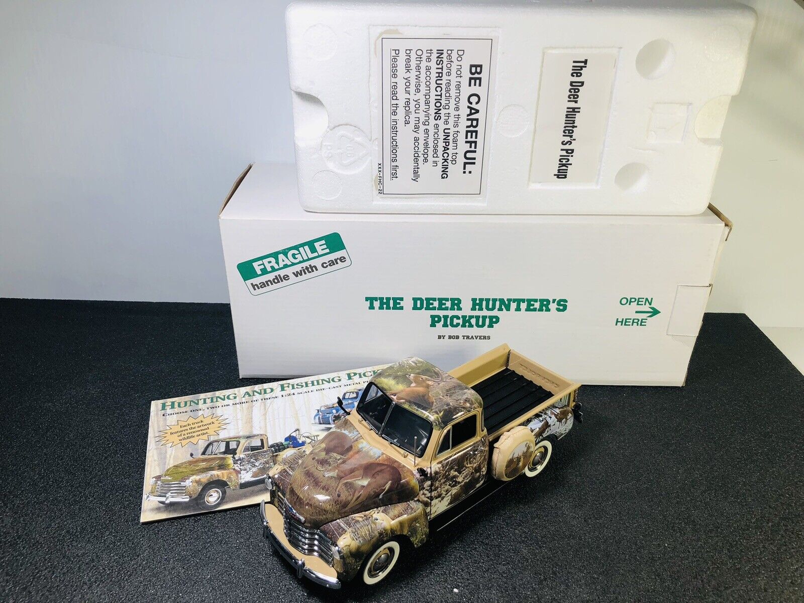 DANBURY MINT 1953 CHEVROLET DEER HUNTERS PICKUP by BOB TRAVERS 1:24 CLEAN READ