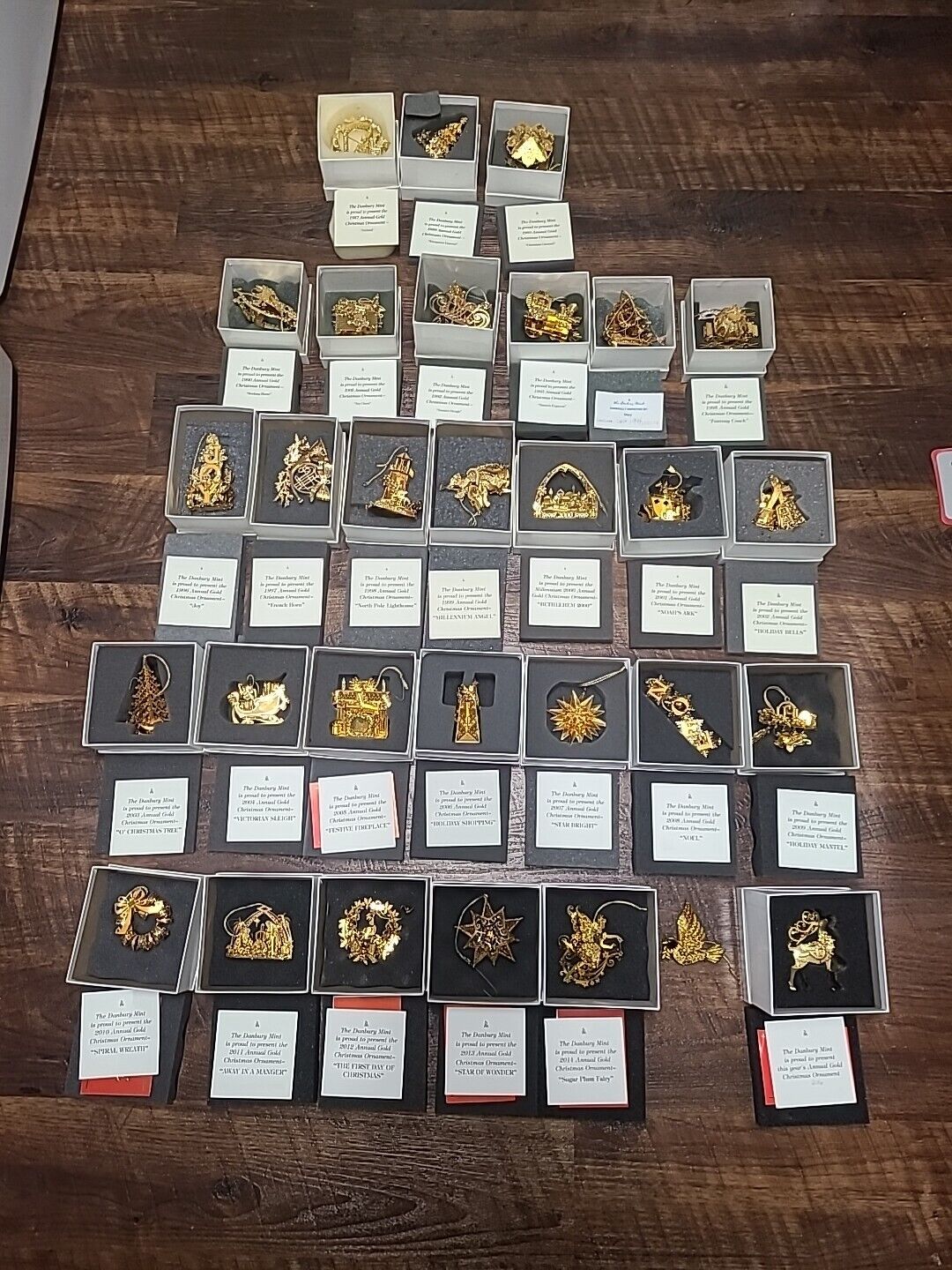 Beautiful Lot of 30 Danbury Mint Annual Gold Christmas Ornaments 1987 Thru 2016