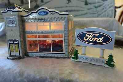 Dept 56 UPTOWN MOTORS FORD - Original Snow Village  #54941 set of 3 NEW  (G219P)