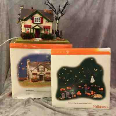 DEPT 56 HALLOWEEN VILLAGE HAUNTSBURG HOUSE & HALLOWEEN VILLAGE SET=NICE COMBO!!