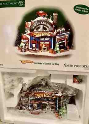 DEPT 56 North Pole Series Hot Wheels Custom Car Shop w/ Let's Give It A Spin NIB