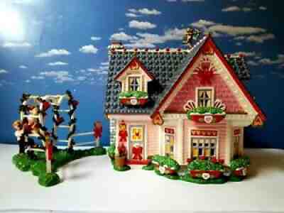 DEPT 56 Snow Village HEARTS & BLOOMS COTTAGE! Valentine's Day, Excellent