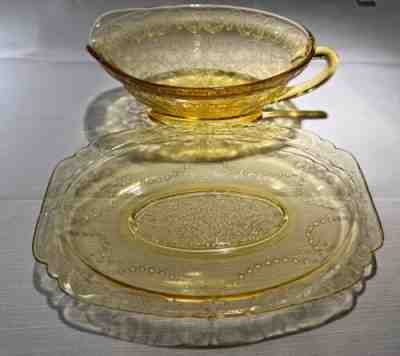 Amber Madrid Depression Glass Gravy Boat w/ Under Plate great condition no chips