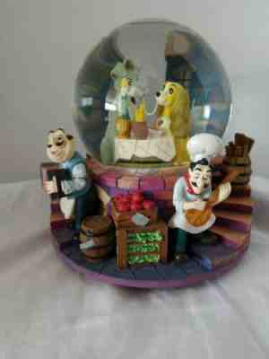 Disney " LADY AND THE TRAMP " SNOW GLOBE 