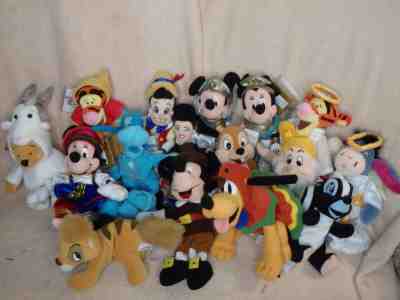 Lot of 16 Disney Mini bean Bag with Tags - Mickey, Mini, Tigger and More!!