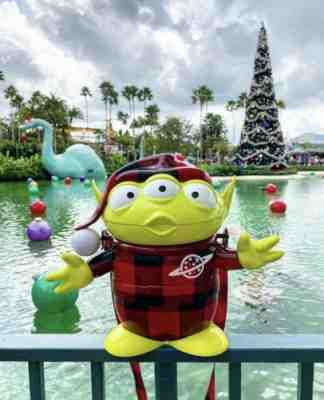 Disney 2019 Toy Story Alien Plaid Flannel Popcorn Bucket Christmas Holiday NEW