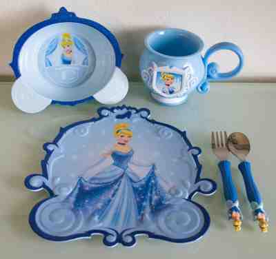 Disney Cinderella Mealtime Magic Plate, Bowl, Cup and Flatware 5 Piece Set- EUC