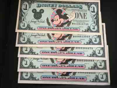 Holiday Fun!! Lot of 5 -1990 1991 Great Mickey Stocking Stuffers Disney Dollars