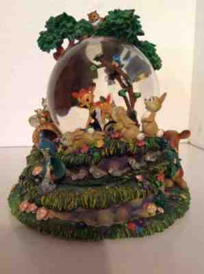 DISNEY: BAMBI AND FRIENDS SNOW GLOBE ~ BAMBI MOVES IN GLOBE WHILE MUSIC PLAYS