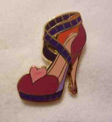 Rare and Collectible Disney Items : divas pins disney Value Guide ...