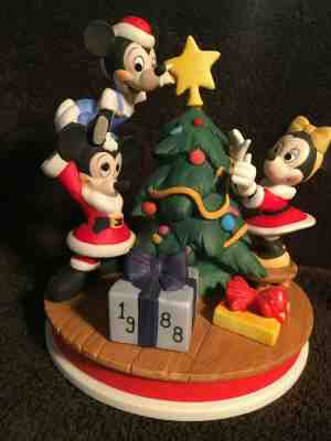 Grolier Disney Christmas 1988 Figurine, Limited Edition, Mint Condition