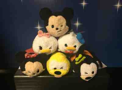 Disney Store Tsum Tsum Mickey Minnie Goofy Pluto Donald Daisy NWT 3.5” Plush 
