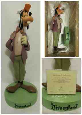 Disney Big Fig Figure Statue Goofy Disneyland Park 50th Anniversary Over 2 Feet!