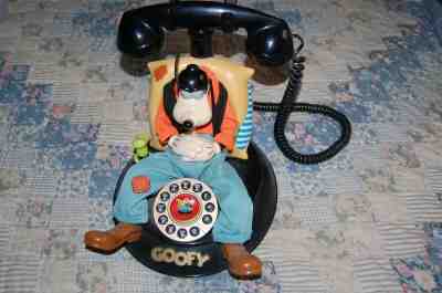 Disney GOOFY Telephone animated talking Telemania