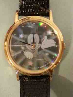 VINTAGE DISNEY LORUS MICKY MOUSE HALOGRAM GOLDTONE WATCH WITH CASE