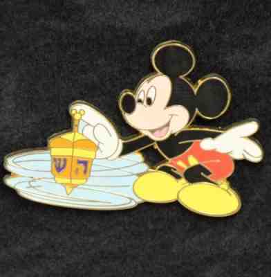 Disney Store LE250 - Jumbo Hanukkah MIckey Mouse Pin - Spinning Dreidel-515925