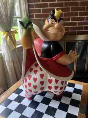 Alice in Wonderland Croquet with Queen of Hearts Figure