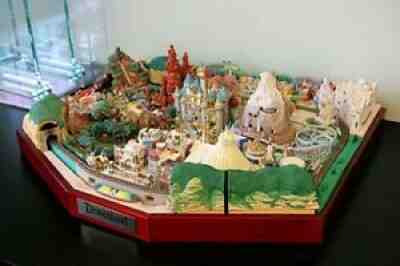 DeAGOSTINI Jp My Disneyland Diorama Unassembled Kit Set Mickey Mouse Disney