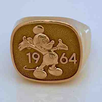 Mickey Mouse Ring | 10k Gold | Disney