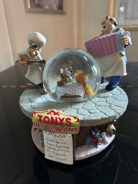 Disney Lady and the Tramp Snow Globe LE Rare