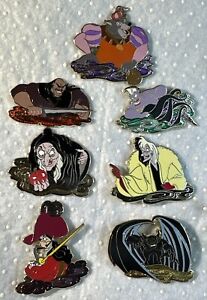 RARE! Disney Villains Limited Edition Halloween 2010 Mystery Pin Set (Set of 7)