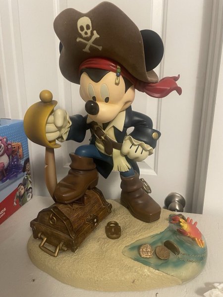 RARE Disney Mickey Mouse Pirates of Caribbean Big Figurine Statue 18" READ